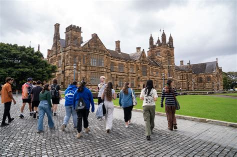 current usyd students.